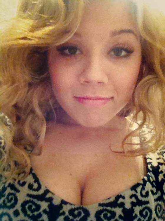 Jennette McCurdy - Twitpic